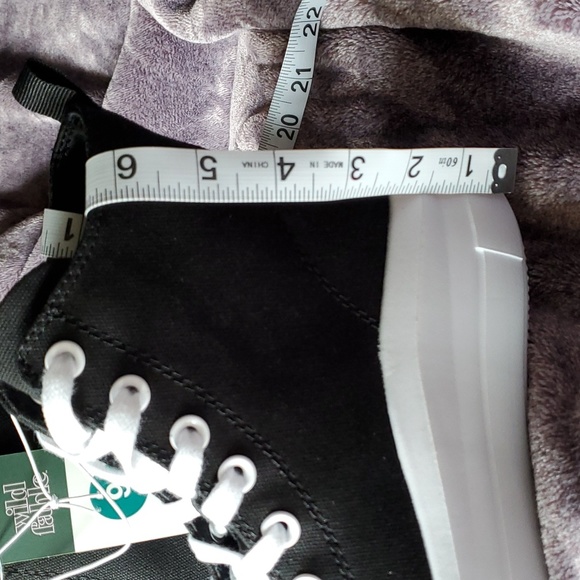 Fallon Platform High-Tops Sneakers - Picture 2 of 6